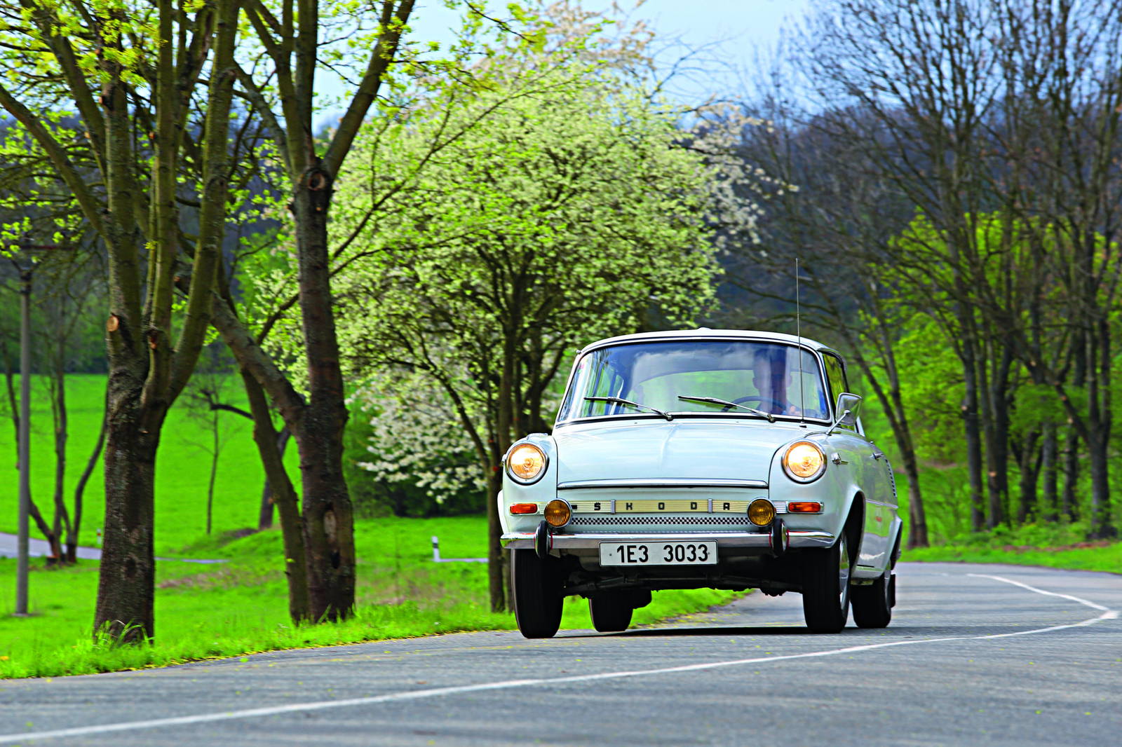 KLASIK | Škoda 1100 MBX De Luxe (1968): Stále elegantná - AUTOVINY.sk