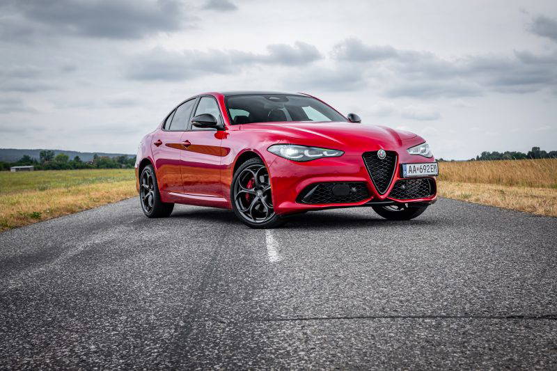 Test Alfa Romeo Giulia Tributo Italiano.