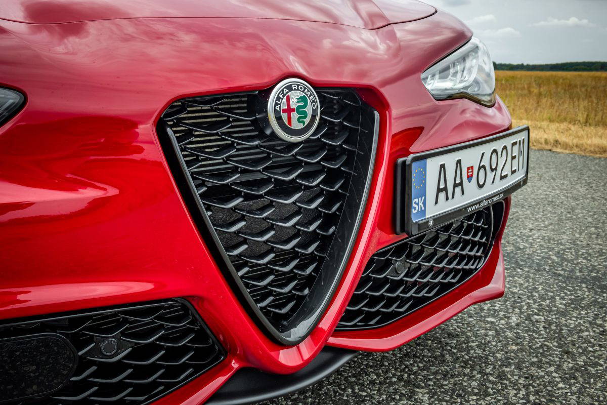 Test Alfa Romeo Giulia Tributo Italiano.