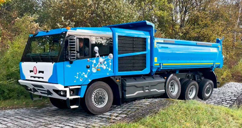 Ak chce Tatra Trucks ďalej prežiť, musí sa prispôsobiť podmienkam. Nákladné vozidlá budú s hybridným a vodíkovým pohonom.