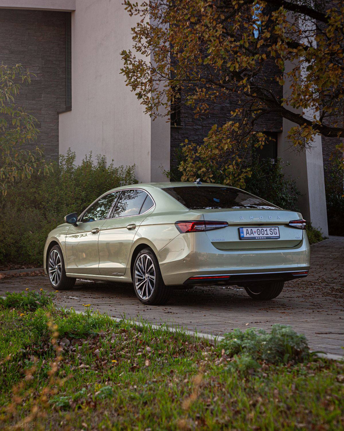 TEST Škoda Superb L&K 2,0 TDI 142 kW 7AP 4x4