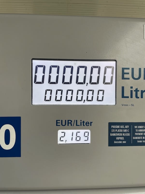 Tankujte palivo, ktoré znižuje emisie CO₂ o 65 %! OMV prináša HVO 100 Diesel, čo je ekologickejšia nafta.