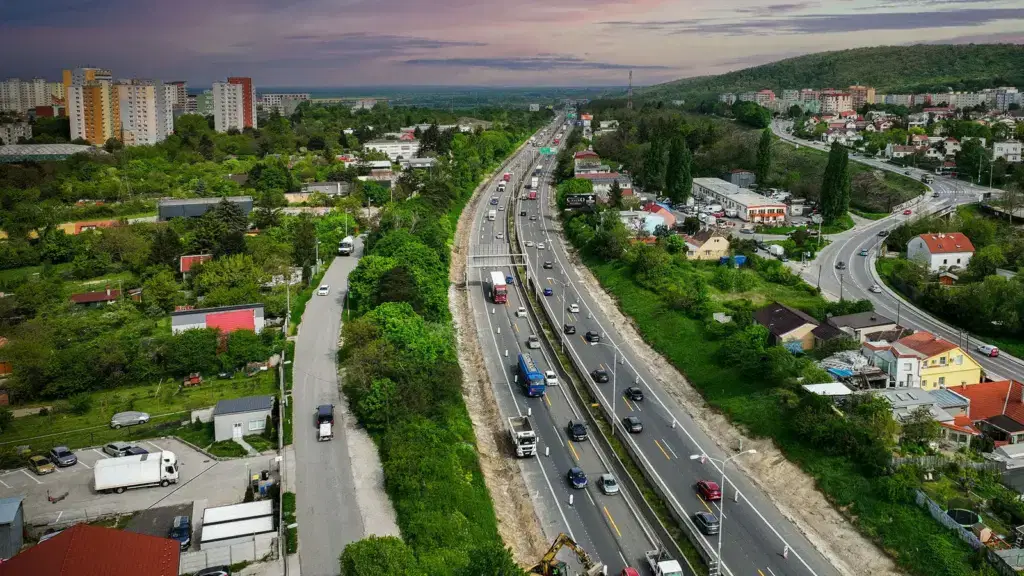NDS zatvorí diaľnicu D2