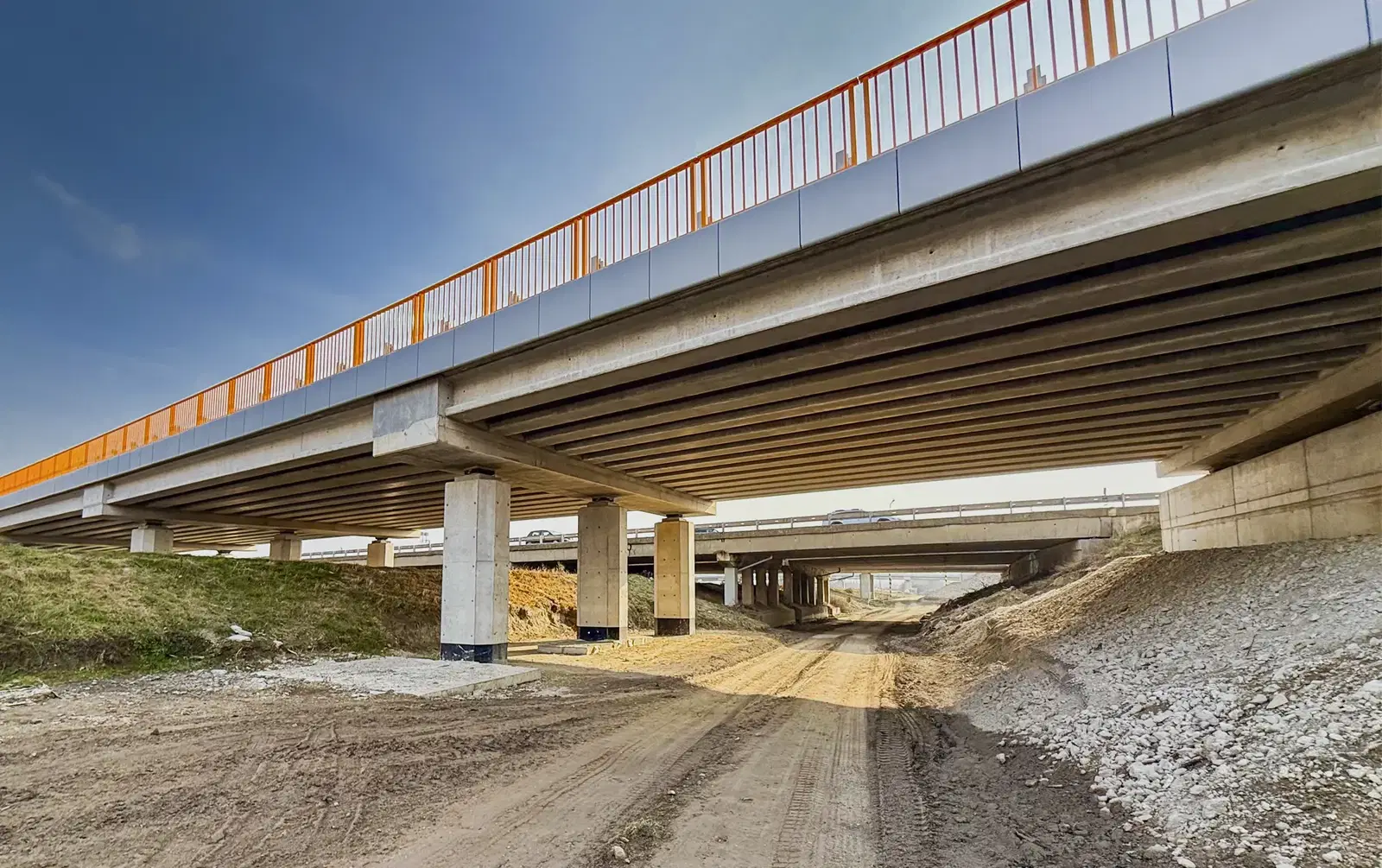 Hazard na D1 pri Bratislave zažívajú vodiči každodenne. Ide o jeden úsek v oboch smeroch hneď za Bratislavou. O čo tam ide? 