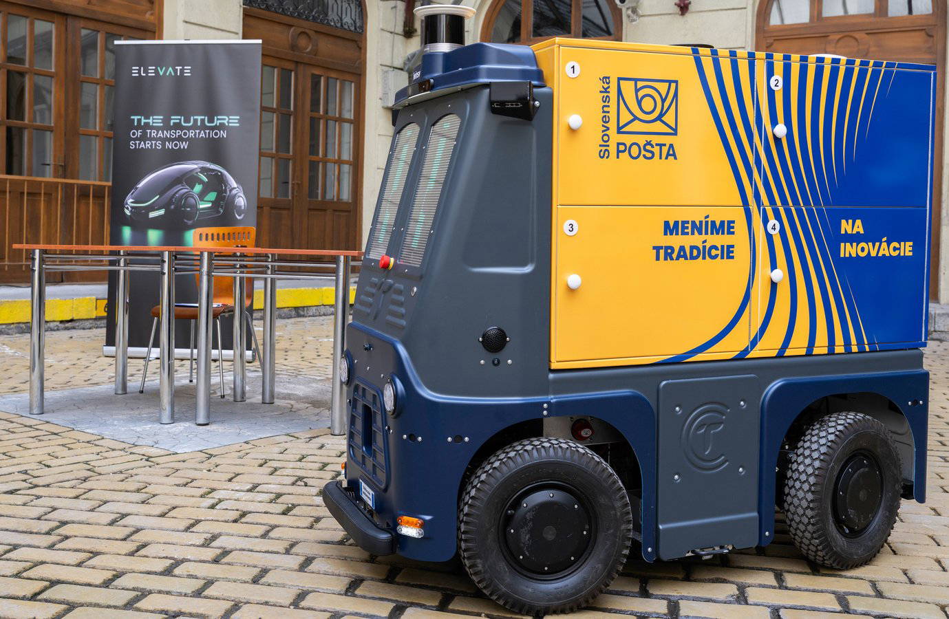 autonómne vozidlo pošty
